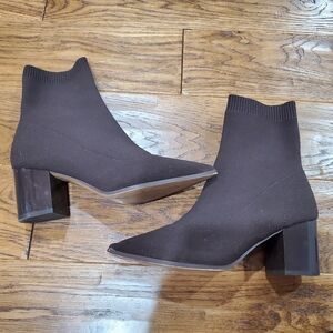 Classy Aldo Knit Pull On Heeled Boots